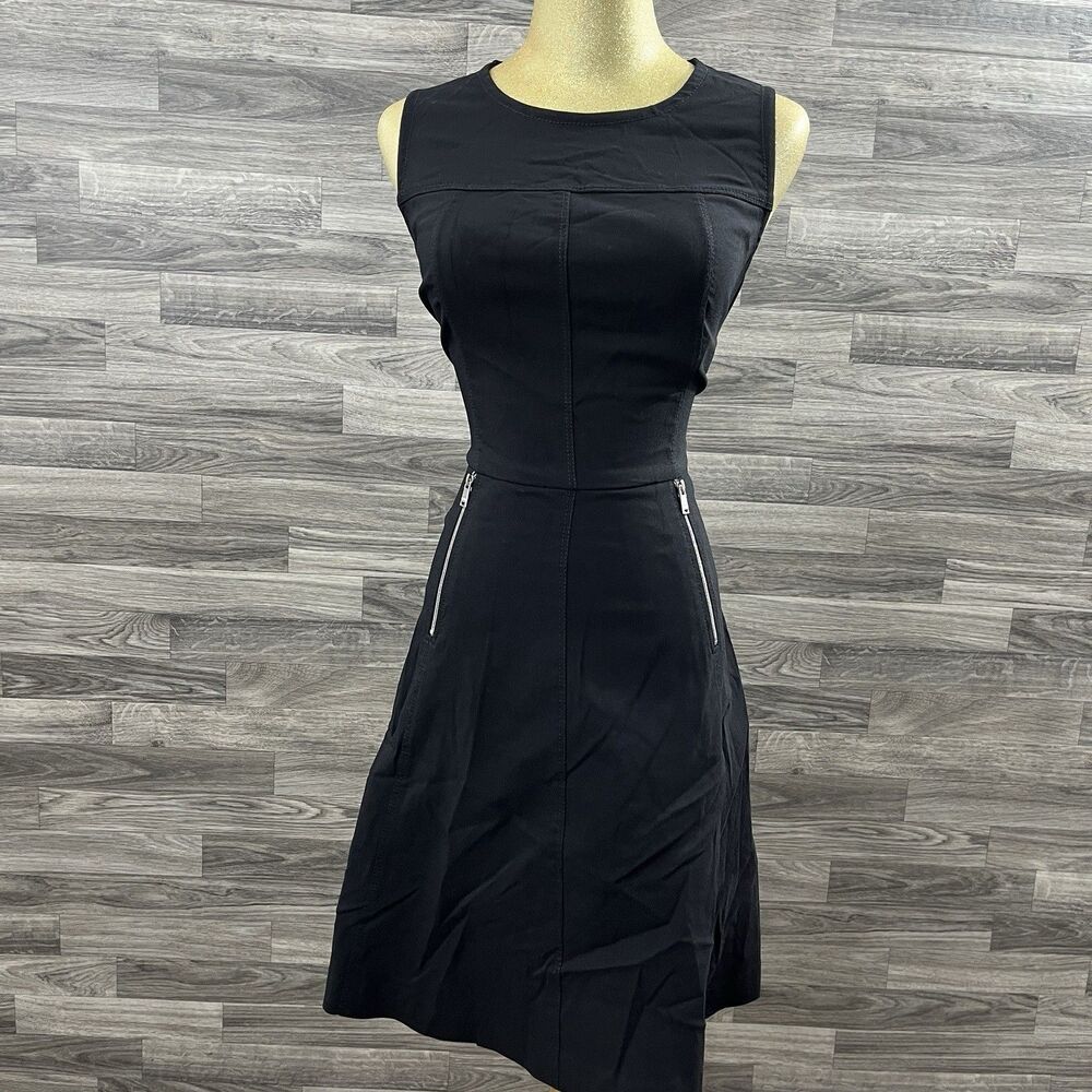 “NEW” Andrew Marc Flex Black Sleeveless Fit & Flare Dress Size 4 Zip Pocket